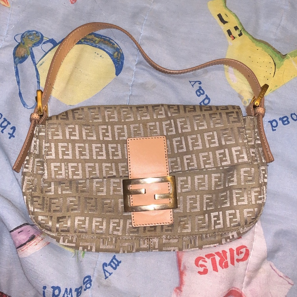 Vintage Fendi Baguette
